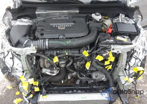 2022 Cadillac Xt4 Awd Premium Luxury z USA, uszkodzony, nr VIN 1GYFZDR46NF101135